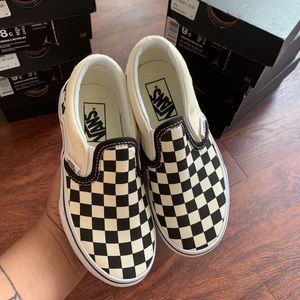 Kids Black and white checkered Vans